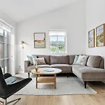 3 Bedroom Lovely In *