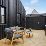 3 Bedroom Lovely In