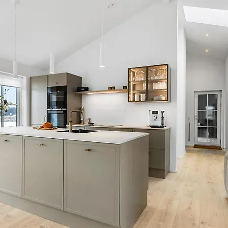 3 Bedroom Lovely In