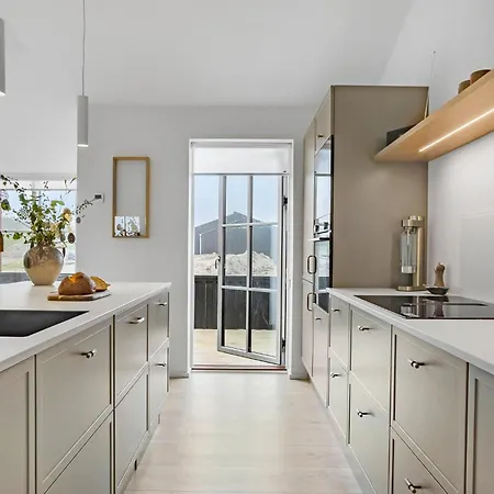 Σπίτι διακοπών 3 Bedroom Lovely In *