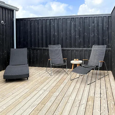 3 Bedroom Lovely In *