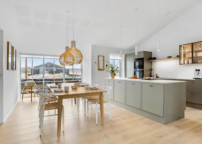 Prázdninový dům 3 Bedroom Lovely In